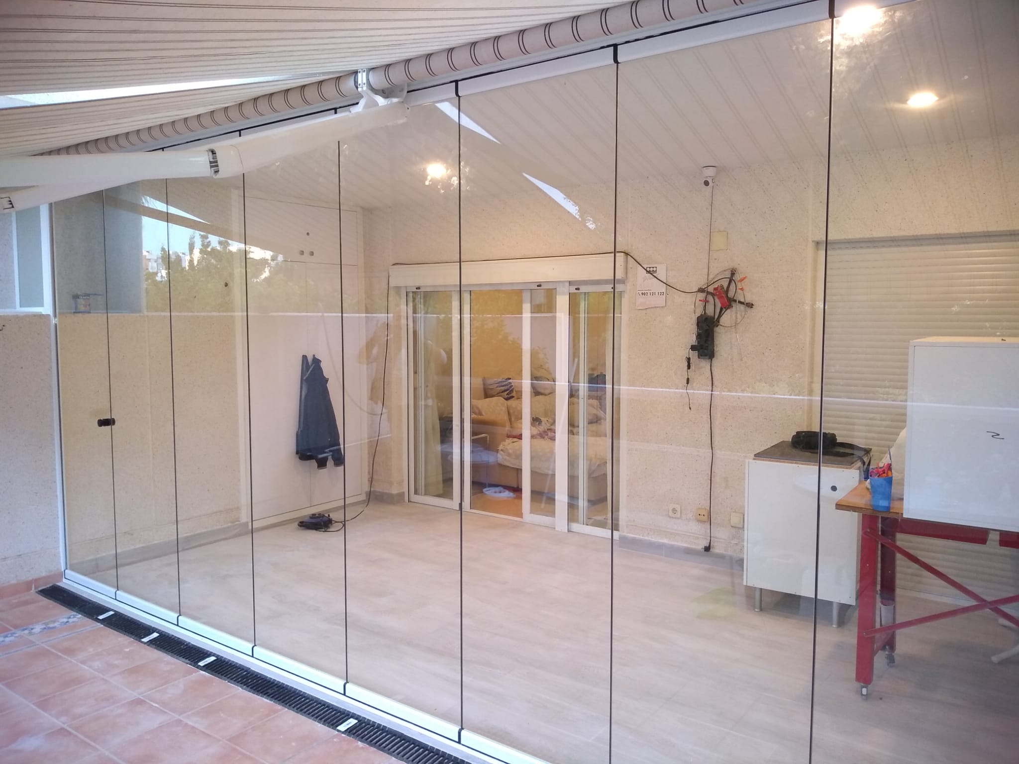 Sala con espejos — Gimnasio · Mamparas espejadas